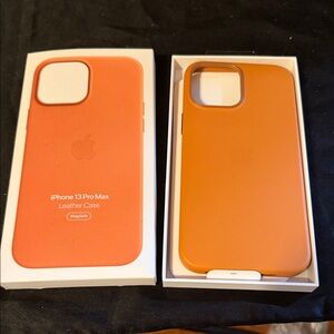 Apple iPhone 13 Pro Max Leather Case - Golden Brown